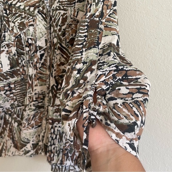 Casual woman blouse size XL button front brown fall abstract gma core 3/4 sleeve - Picture 2 of 11